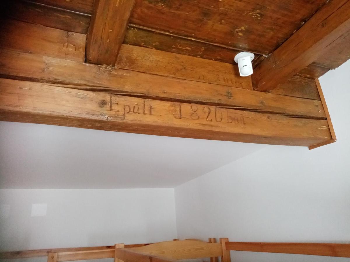 Almosdi Topart Vendeghaz Экстерьер фото
